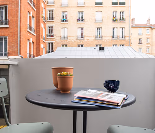 Rue Mathurin Régnier Serviced Apartment