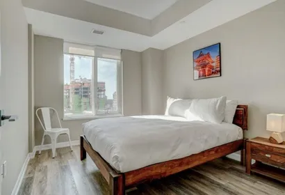 Wellington St Apartment