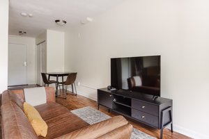 Parker Hill Ave Apartment