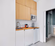 Studio on Rue Fresnel, steps away from the Seine & the Eiffel