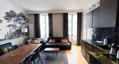 Champs-Elysees Serviced Apartment