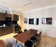 Champs-Elysees Serviced Apartment
