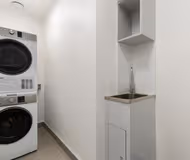 Hawke St Serviced Apartment