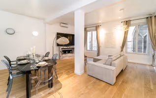 Rue Saint-Séverin Serviced Apartment, By the Seine