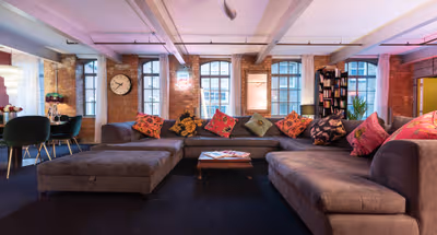 Luxurious Loft Central Soho - 3 Bedrooms & Office!