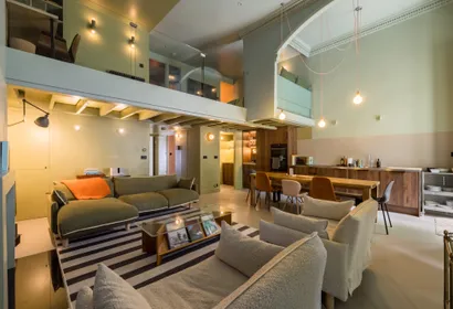 Beautiful Paddington Loft-Style Apartment