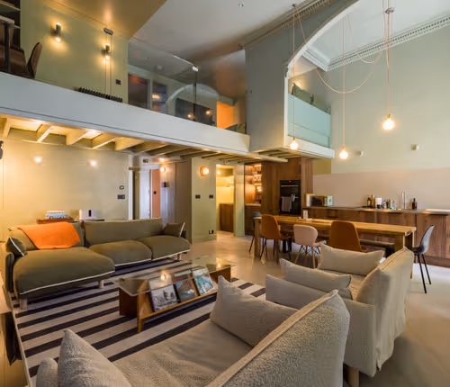 Beautiful Paddington Loft-Style Apartment