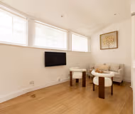 Charming One-Bedroom Retreat in Historic Bath