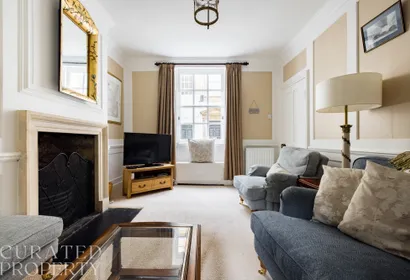 Spacious & Homely Georgian Town House Central Bath