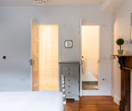 Elegant Georgian Flat in Historic Bath with Garden