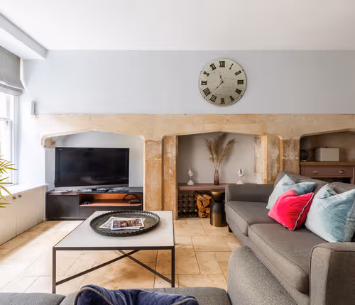 Elegant Georgian Flat in Historic Bath with Garden