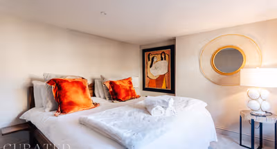 Modern & Stylish 2 Bedroom Loft Apartment