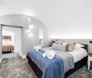 Wine Vaults with Hot Tub & Private Courtyard