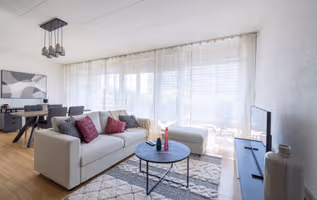 Rue de Bude Serviced Apartment