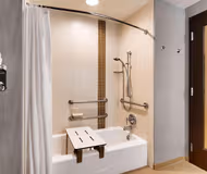 Shellmound St ApartHotel