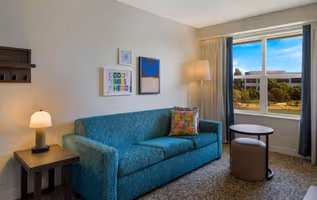 Veterans Blvd Aparthotel