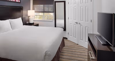 Concourse Dr. ApartHotal