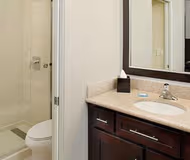 Concourse Dr. ApartHotal