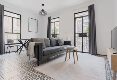 Dizengoff Street 1 BR Serviced Apartment