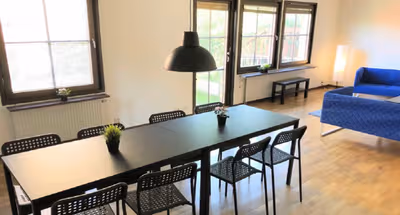 Sångarevägen Serviced Apartment, University Special!