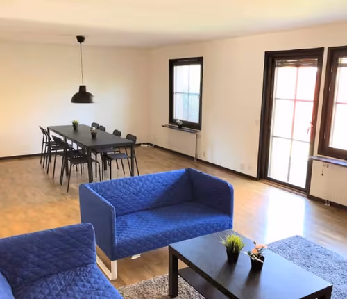 Sångarevägen Serviced Apartment, University Special!