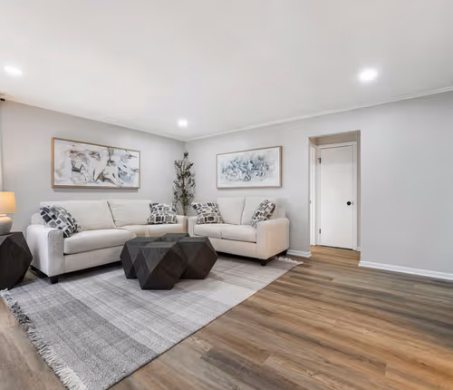 Pearl Ave Melrose Park