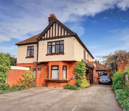 Lattice Lodge Guest House