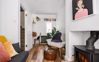 Central Georgian Townhouse with Free Parking