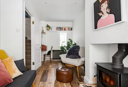 Central Georgian Townhouse with Free Parking