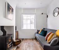 Central Georgian Townhouse with Free Parking