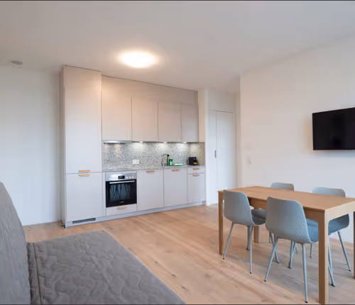 Altstetten Serviced Apartment