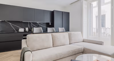 Calle Mayor Serviced Apartment