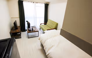 2 Chome Minamiotsuka Apartment