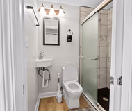 Charming Crystal Lake Retreat