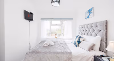 2 bedroom apartment at 2 Bed Grafton Rd