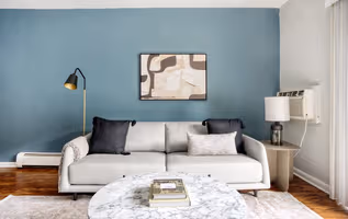 Iroquois St Apartment