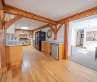 8 Bedroom/6 Bath House/Large Patio/Large Parking