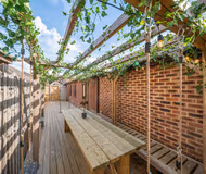 8 Bedroom/6 Bath House/Large Patio/Large Parking