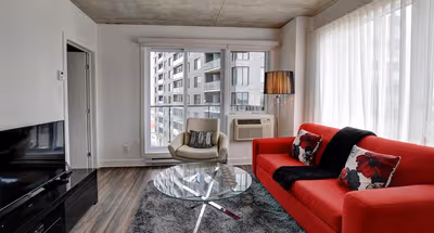 Wellington Street Apartment