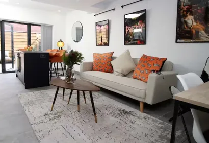 Whitchurch Road Flat B