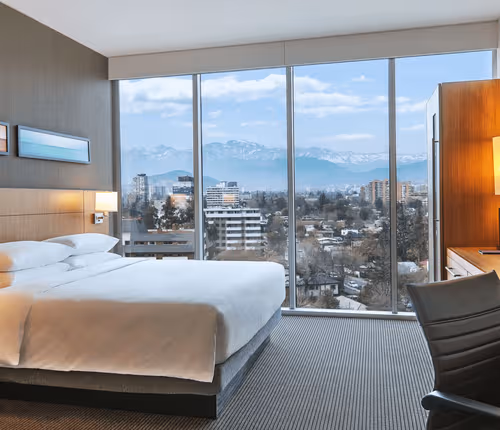 Américo Vespucio Aparthotel