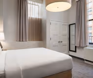 East 48th Street ApartHotel