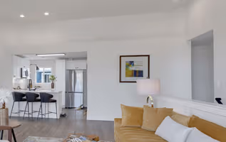 Palomino Park 2 Apartment