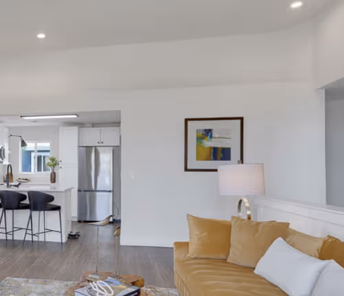 Palomino Park 2 Apartment