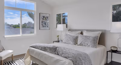 Palomino Park 2 Apartment