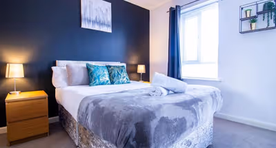 4BR Contractor/Family house 2.5 Bath, free parking