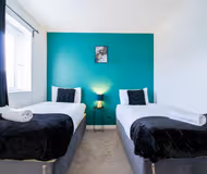 4BR Contractor/Family house 2.5 Bath, free parking