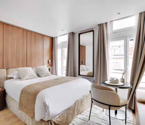 Rue Saint-Dominique Studio, near Eiffel