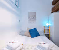 Central MCR 2BR2BA Parking WiFi Full Kitchen