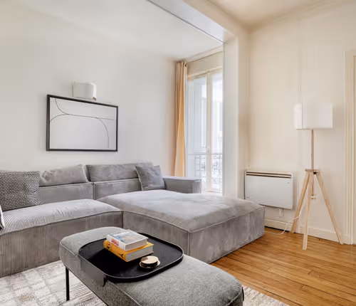 Raymond Poincare serviced Apartment